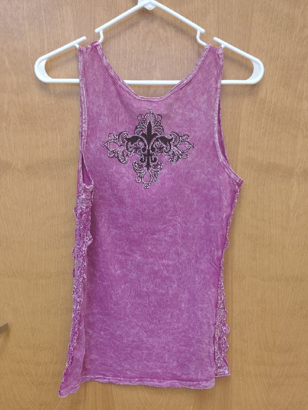 Vocal Magenta Graphic Tank with Embellished  Details And Lace Side Panels - Picture 9 of 10